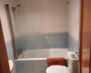Bathroom of Apartment for sale in Nerja
