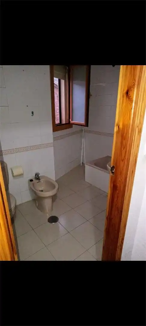 Flat for sale in Calle Señores Cuba y Clemente, 14, Palomera Bathroom of Flat for sale in Palomera with Heating, Furnished and Oven