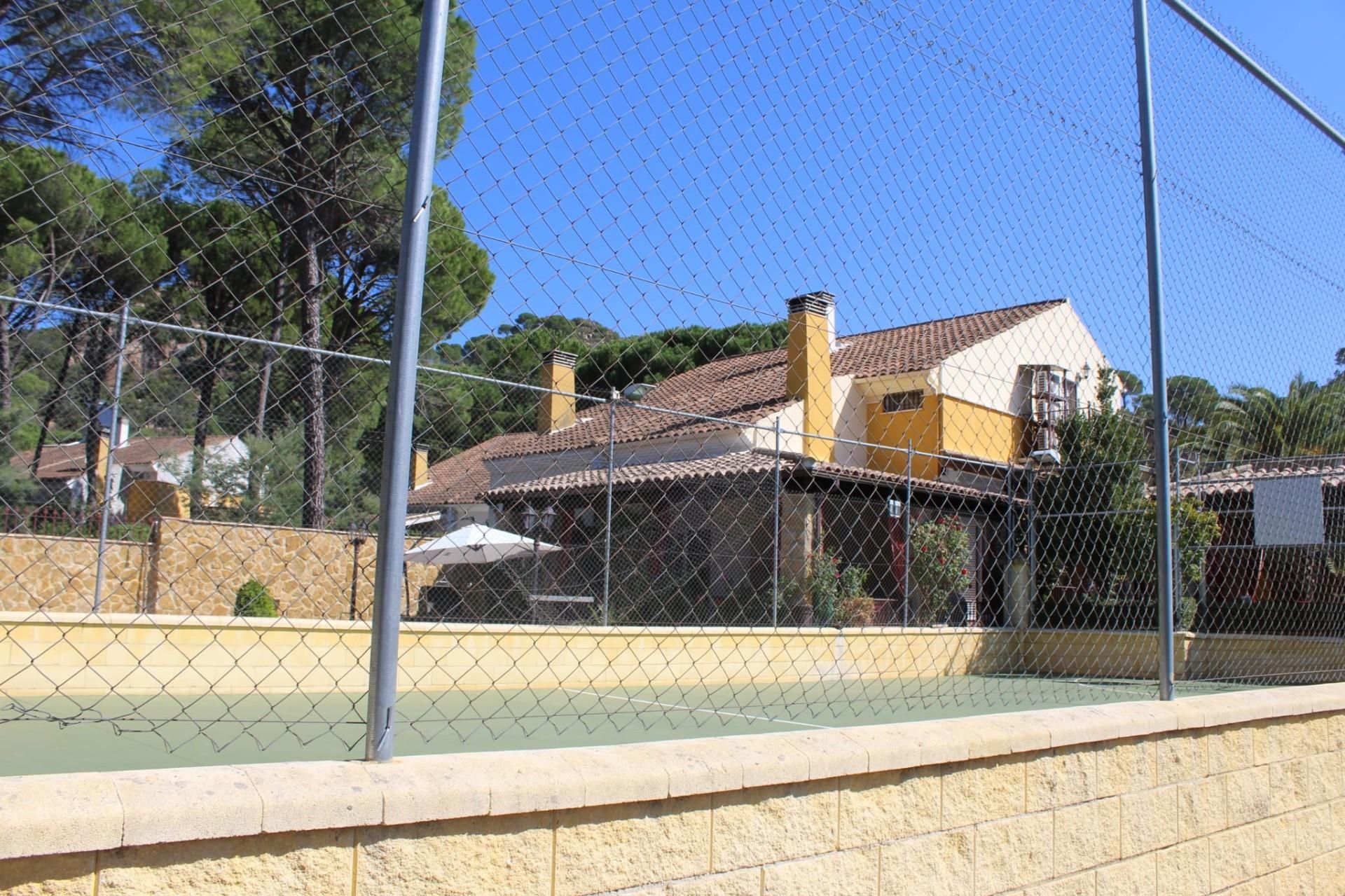 Casa o xalet en venda en  Córdoba Capital amb Aire condicionat, Calefacció i Jardí privat