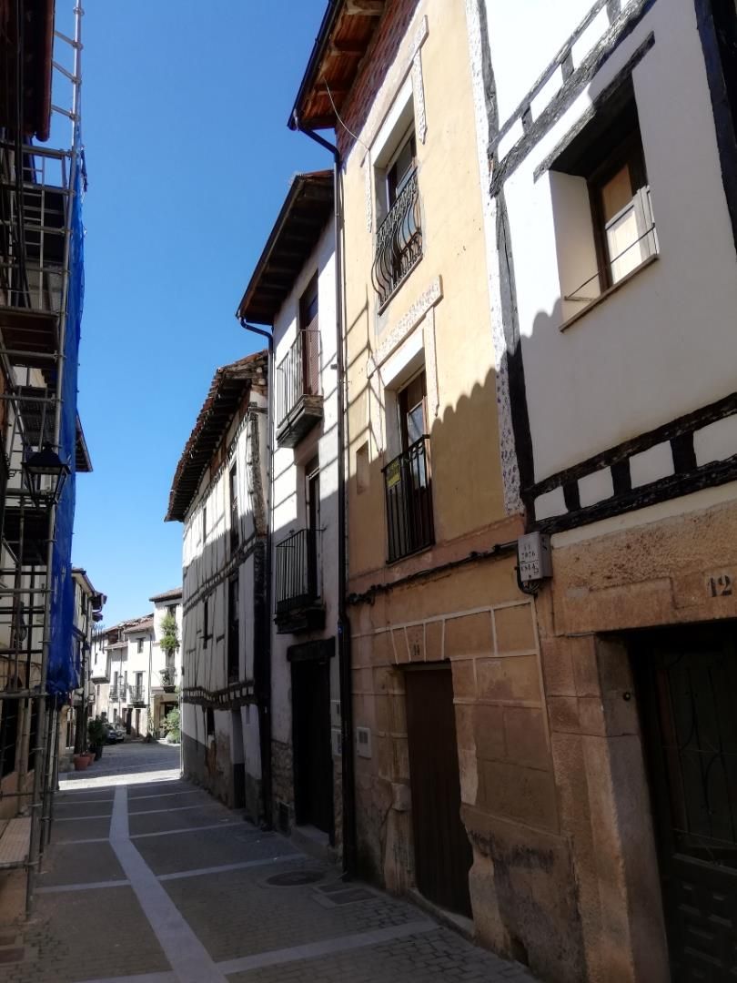 Exterior view of Single-family semi-detached for sale in Covarrubias  with Balcony