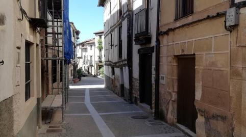 Casa adosada en venta en Calle de Los Castros, 15, Covarrubias, Burgos - imagen 2 Foto 2 de Casa adosada en venta en Calle de Los Castros, 15, Covarrubias, Burgos