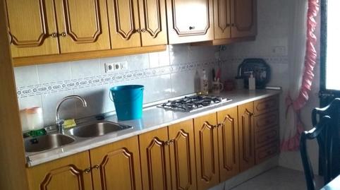 Foto 2 de Casa adosada en venta en Calle Barcos, Cañete de las Torres, Córdoba