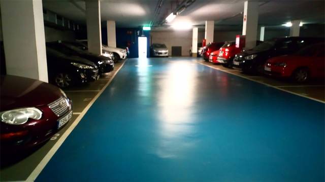 Garaje en Venta en Carrer de Farnés en Collblanc