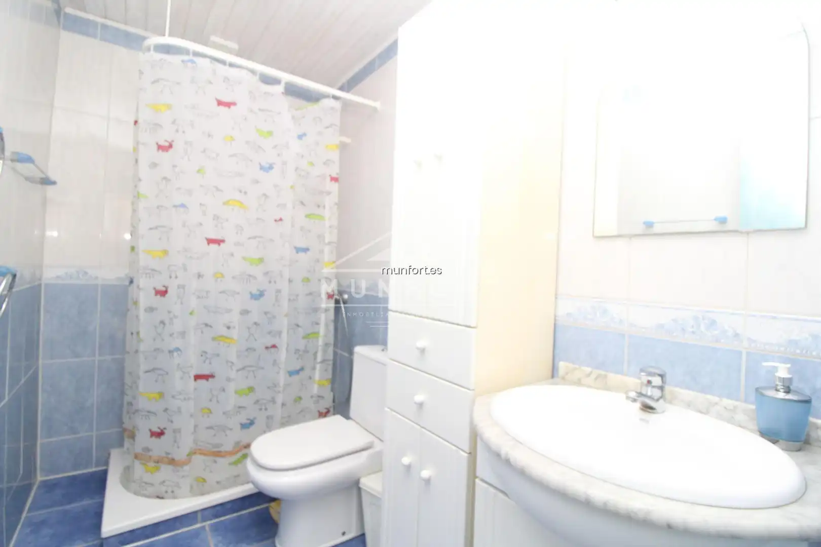 Bathroom of Ground floor for sale in Orihuela  with Air Conditioner