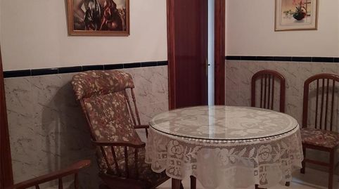 Foto 2 de Casa adosada en venta en Calle Naranjos, Feria, Badajoz