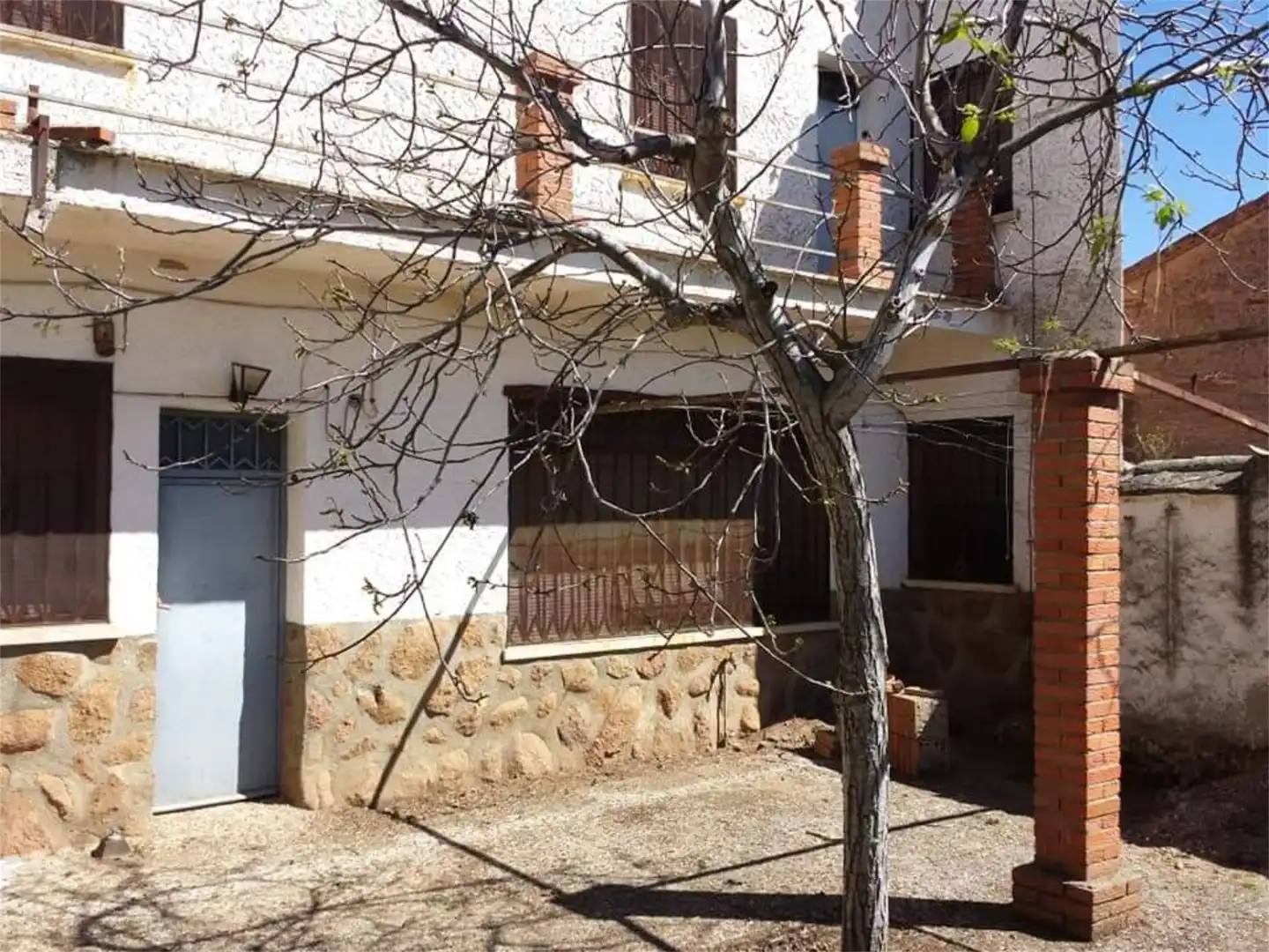 Casa o xalet en venda a Calle Obispo Doctor Granados, 53, Santa Ana de Pusa Vista exterior de Casa o xalet en venda en Santa Ana de Pusa amb Jardí privat, Terrassa i Traster