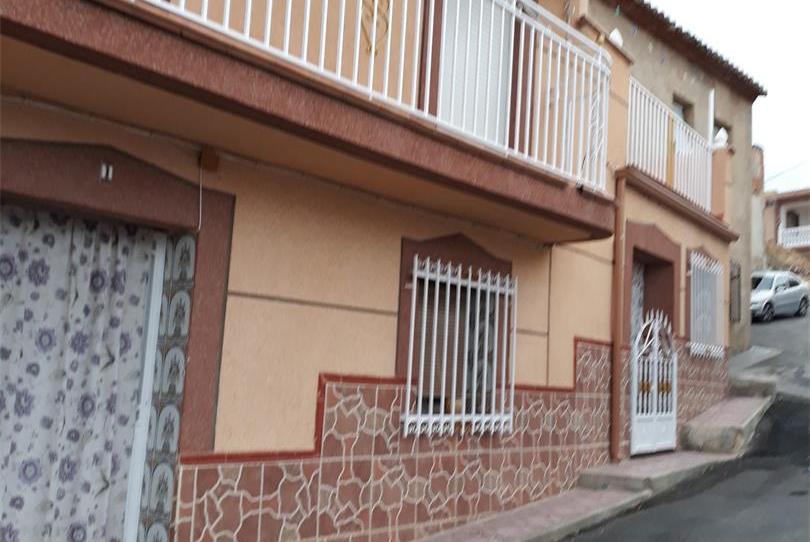 Photo 1 of Single-family semi-detached for sale in Calle Alamillos, 1, Darro, Granada