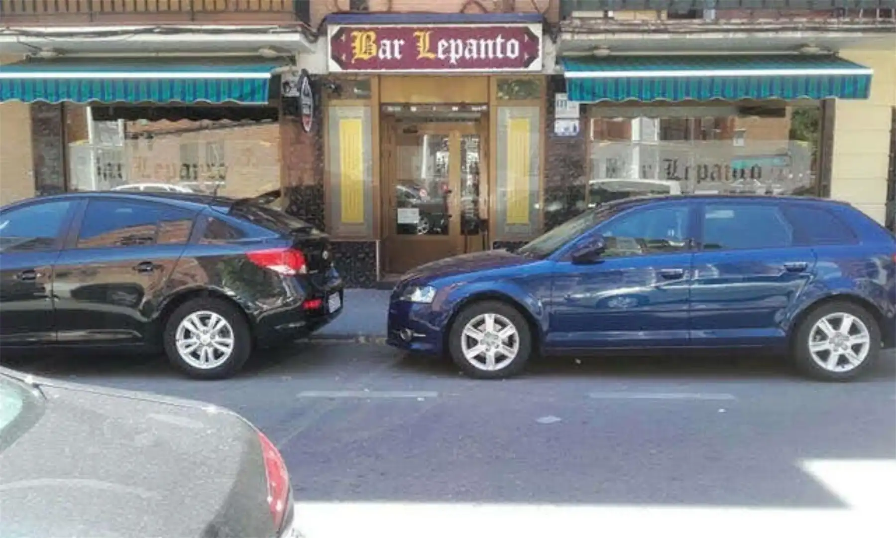 Parking de Local en venta en Alcalá de Henares con Aire acondicionado