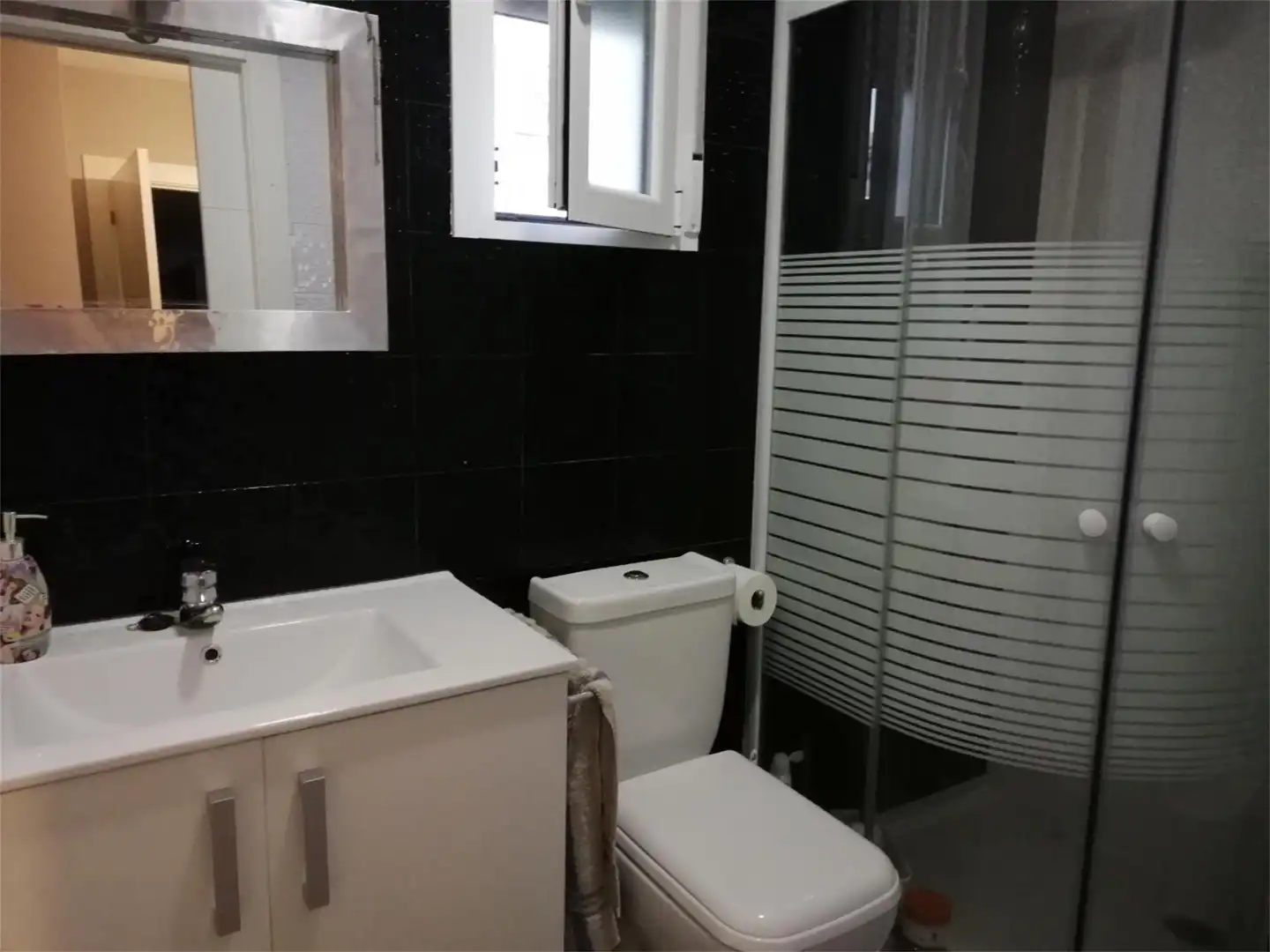 Bany de Casa o xalet en venda en Albacete amb Aire condicionat, Calefacció i Jardí privat
