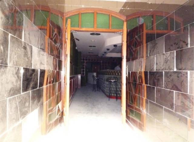 Local comercial en Venta en Carretera de Granada en Berja