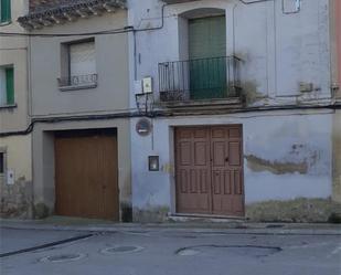 Vista exterior de Casa adosada en venda en Almudévar amb Terrassa i Balcó