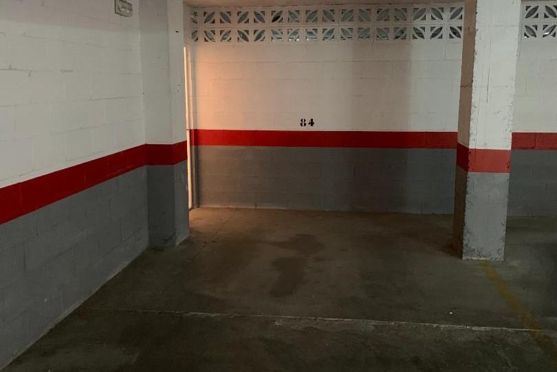 Garage for sale in Avenida Antonio Machado, Puerto Marina, Málaga - image 1 Photo 1 of Garage for sale in Avenida Antonio Machado, Puerto Marina, Málaga