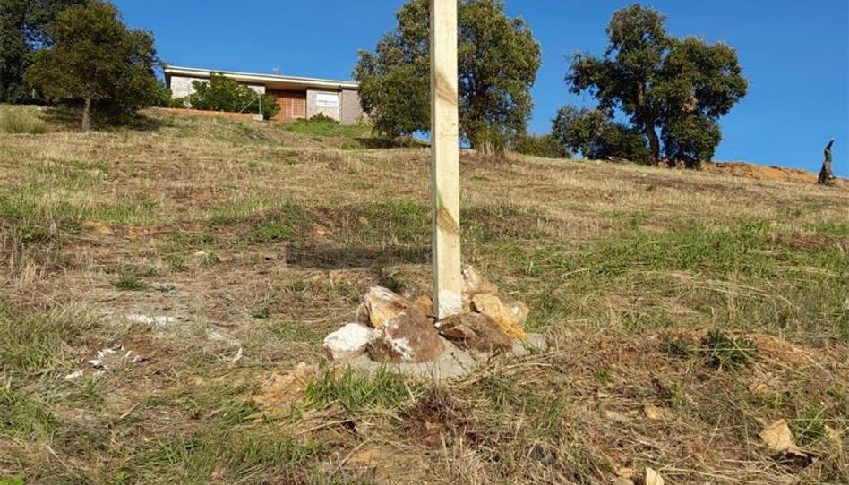 Terreno en venta en Cañamero, Cáceres - imagen 1 Foto 1 de Terreno en venta en Cañamero, Cáceres