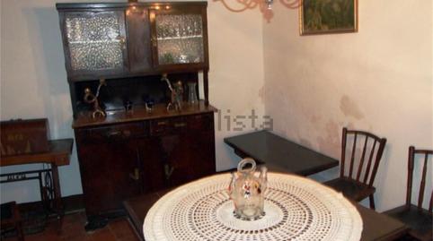 Foto 2 de Casa adosada en venda a Calle Santa Bárbara, Santa María de Dulcis, Huesca