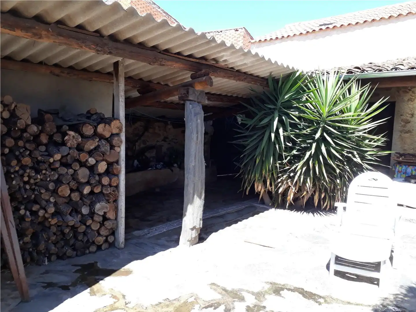 Casa adosada en venda a Calle Alba, Hinojosa de Duero Casa adosada en venda en Hinojosa de Duero amb Jardí privat i Rentadora