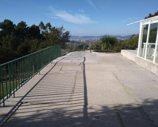 Terrassa de Casa o xalet en venda en Vigo  amb Terrassa, Piscina i Balcó