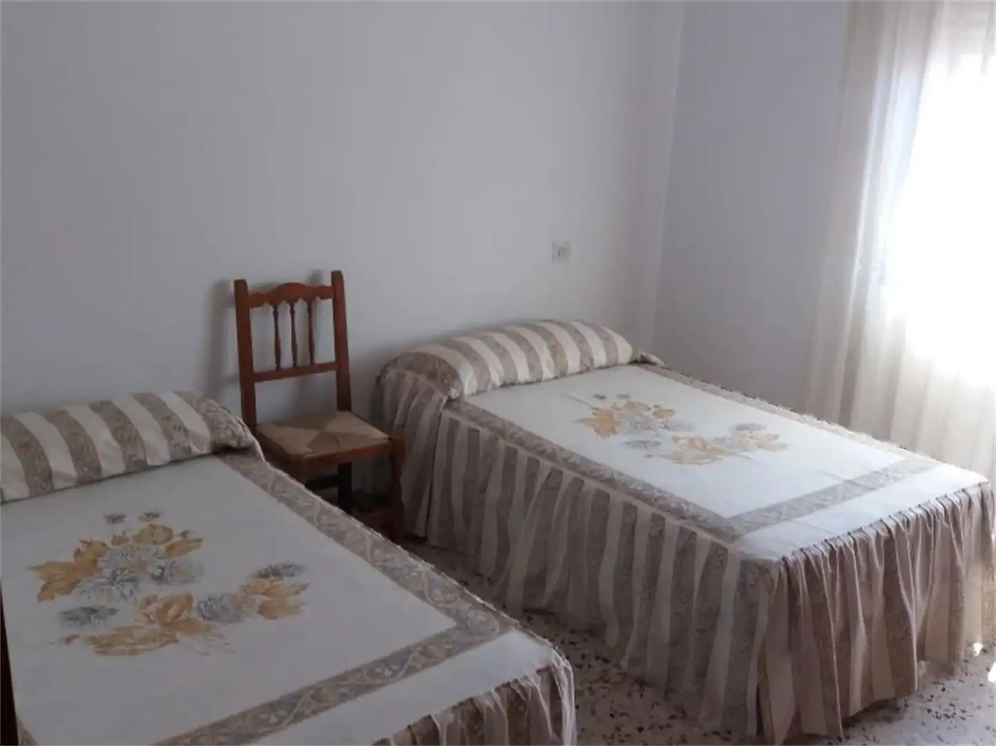 Casa adosada en venta en Calle El Pilar, 3, Segura de la Sierra Habitación de Casa adosada en venta en Segura de la Sierra con Amueblado y Balcón