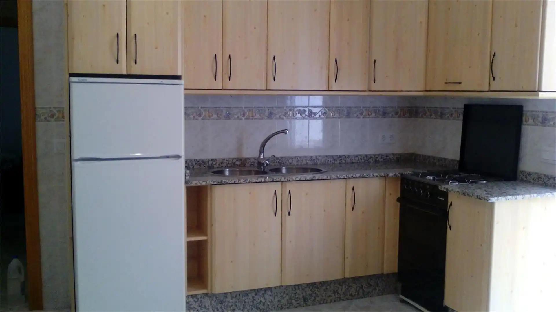 Casa adosada en venta en Calle El Pilar, 3, Segura de la Sierra Cocina de Casa adosada en venta en Segura de la Sierra con Amueblado y Balcón