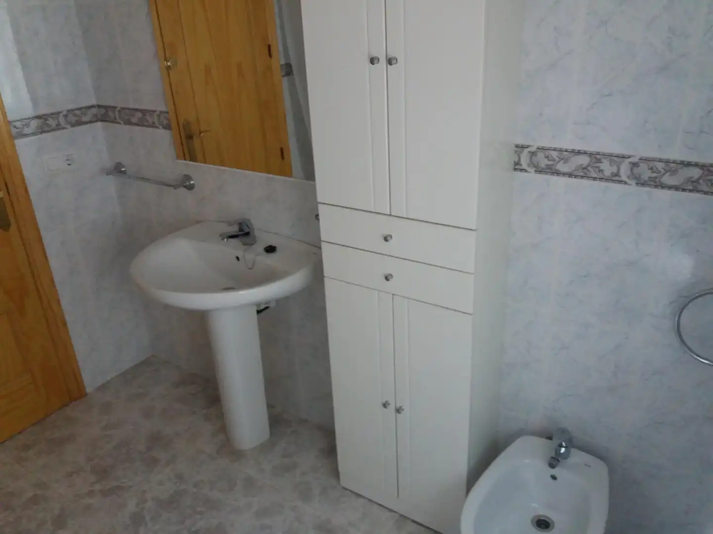 Casa adosada en venta en Calle El Pilar, 3, Segura de la Sierra Baño de Casa adosada en venta en Segura de la Sierra con Amueblado y Balcón