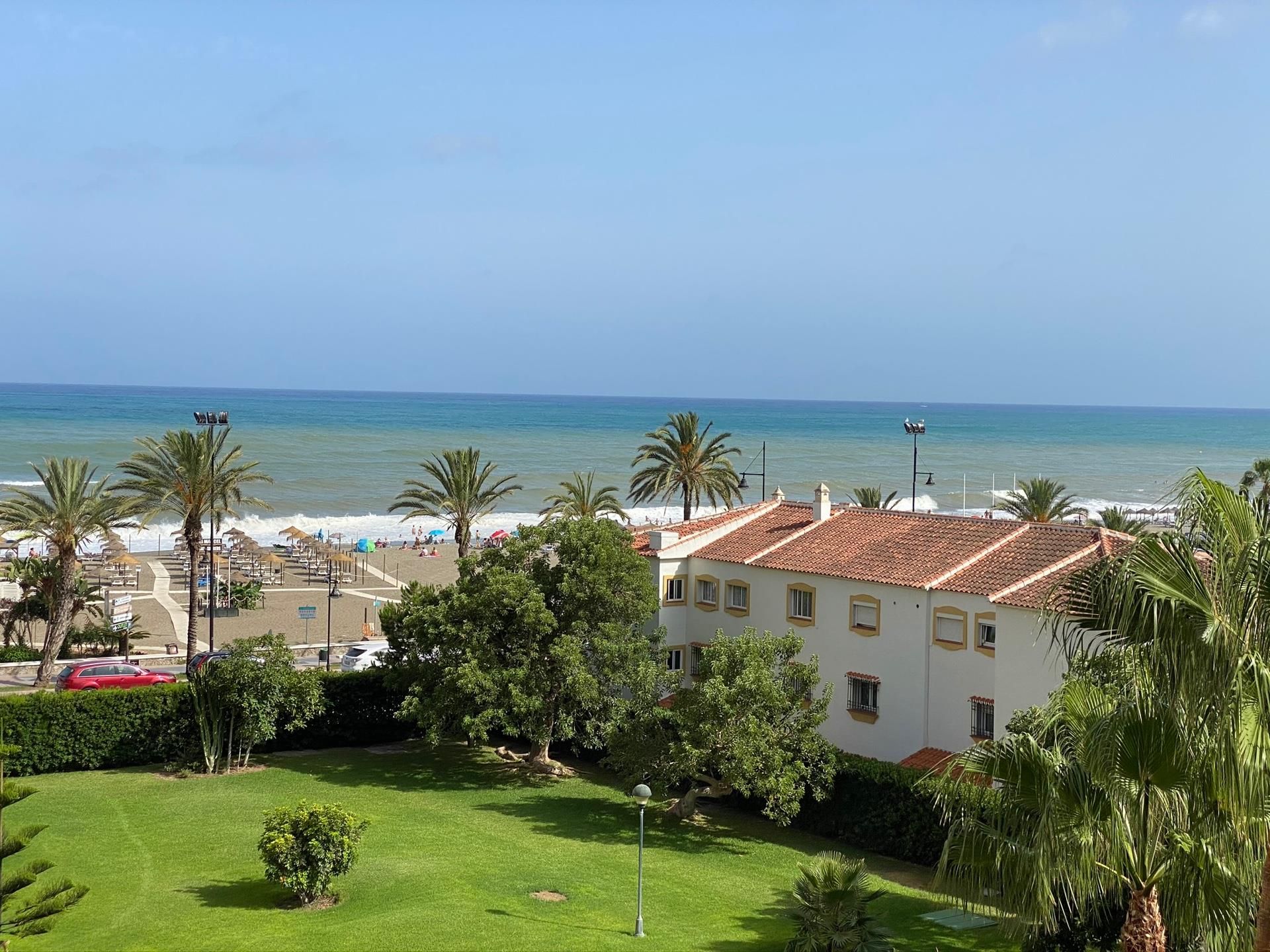 Exterior view of Apartment to rent in Torremolinos  with Air Conditioner and Terrace