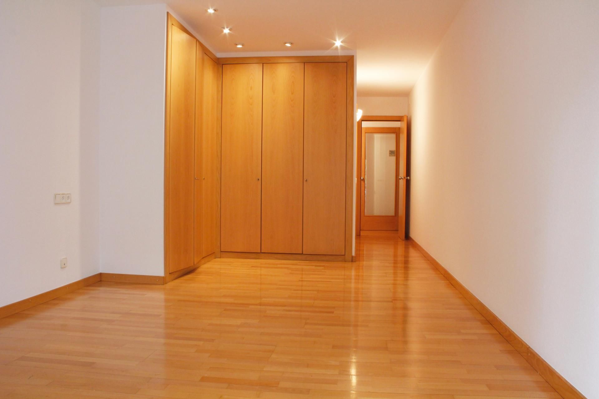 Flat for sale in  Barcelona Capital  with Air Conditioner and Terrace