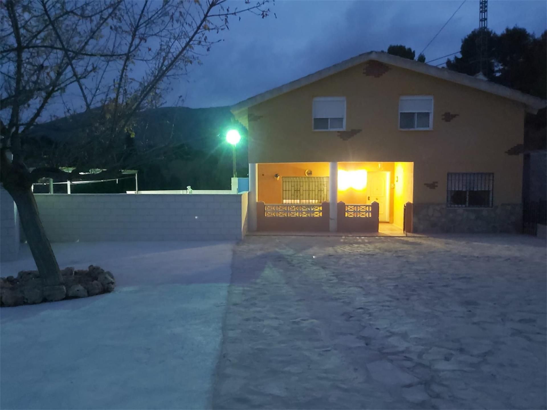 Exterior view of House or chalet for sale in Gaianes  with Private garden, Terrace and Storage room