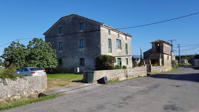 Terreno en Venta en Barrio Portela, 64 en Tapia de Casariego