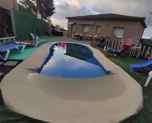 Piscina de Casa o xalet en venda en Riudecanyes amb Aire condicionat i Piscina