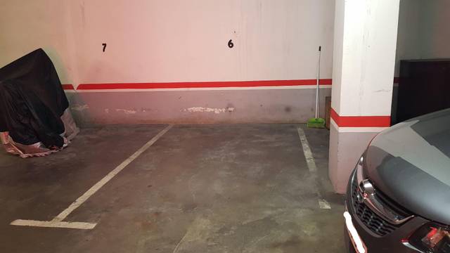 Garaje en Alquiler en Carrer del Mariscal Cabanes, 32 en Artigues