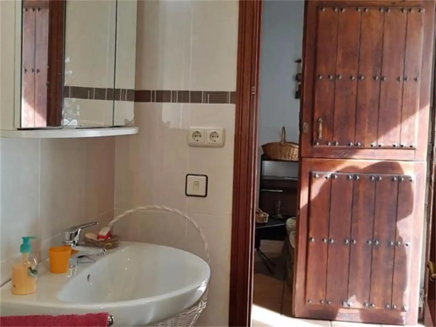 Houses for sale in Calle la Quinta, Colindres Bathroom of Houses for sale in Colindres