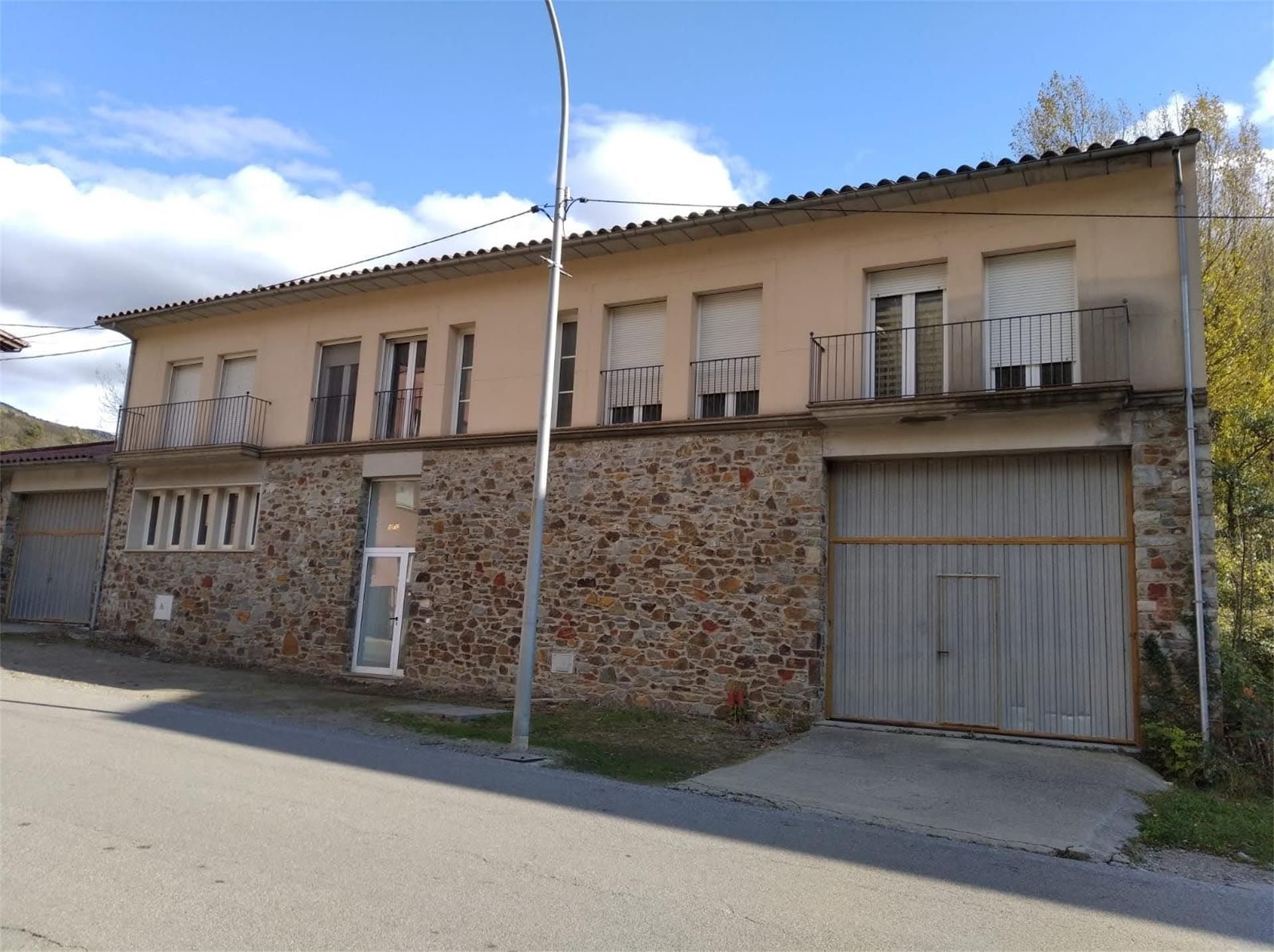 Exterior view of Industrial buildings for sale in Ribes de Freser