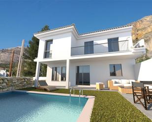 Exterior view of House or chalet for sale in Quesada  with Terrace, Swimming Pool and Balcony