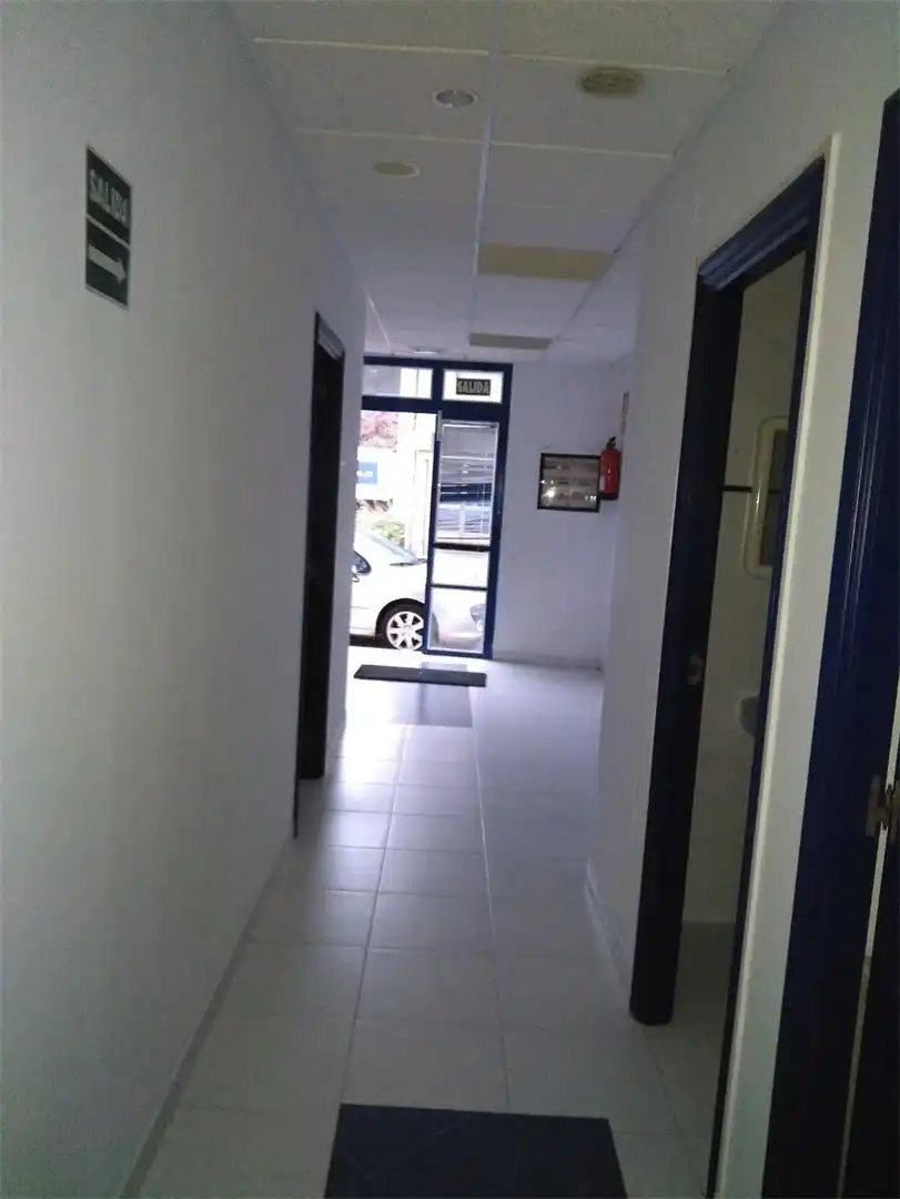 Oficina de lloguer en Burela