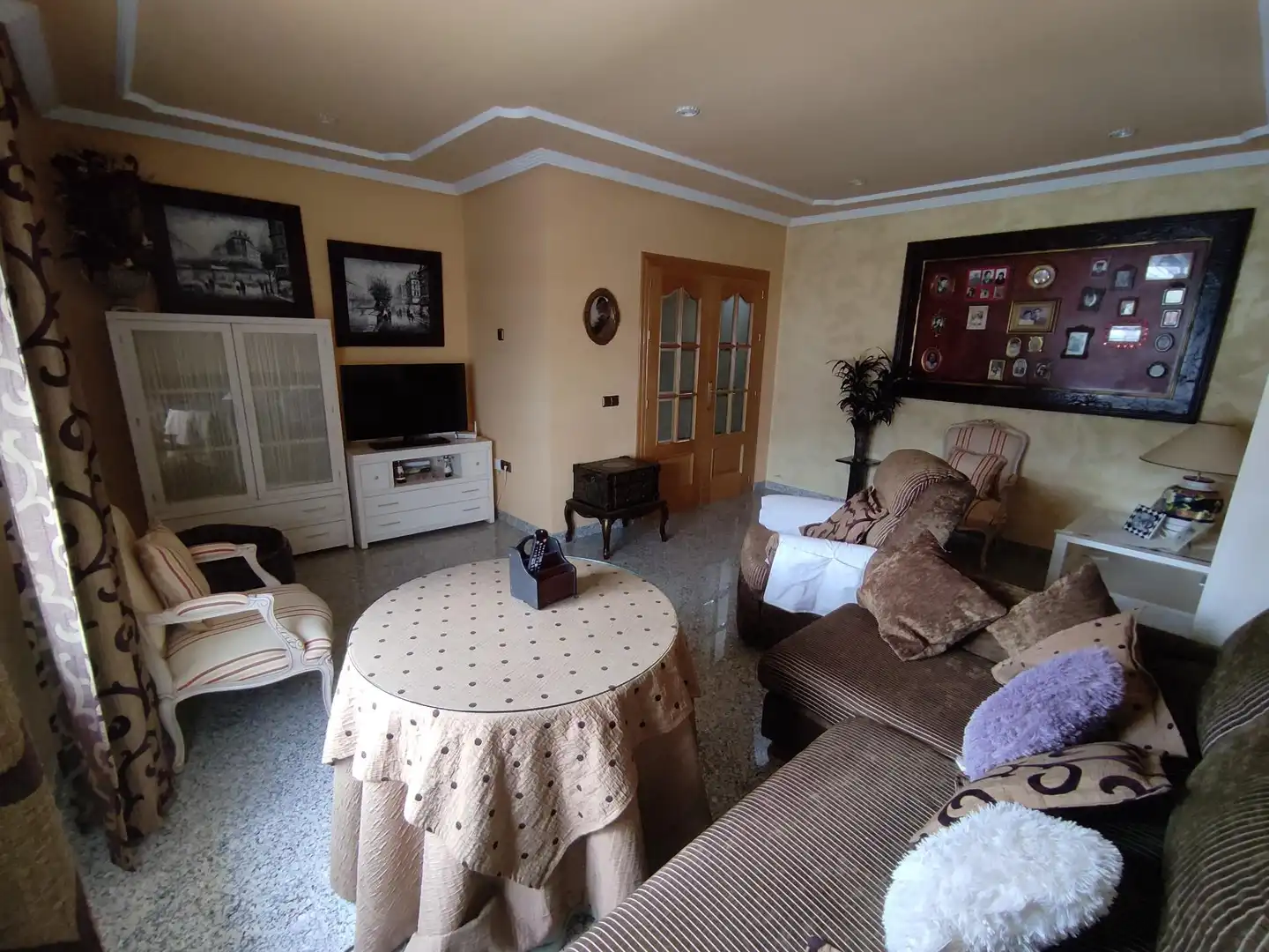 Casa o chalet en venta en Calle Irlanda, Olula del Río Sala de estar de Casa o chalet en venta en Olula del Río con Aire acondicionado, Terraza y Balcón