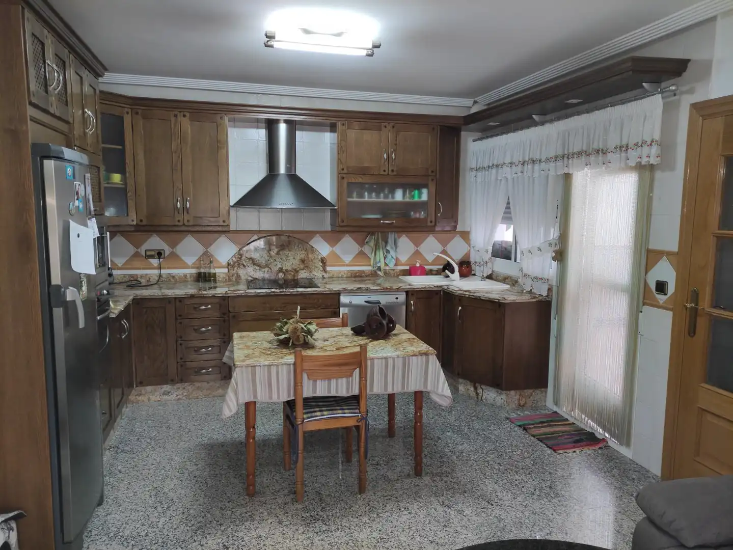 Casa o chalet en venta en Calle Irlanda, Olula del Río Cocina de Casa o chalet en venta en Olula del Río con Aire acondicionado, Terraza y Balcón