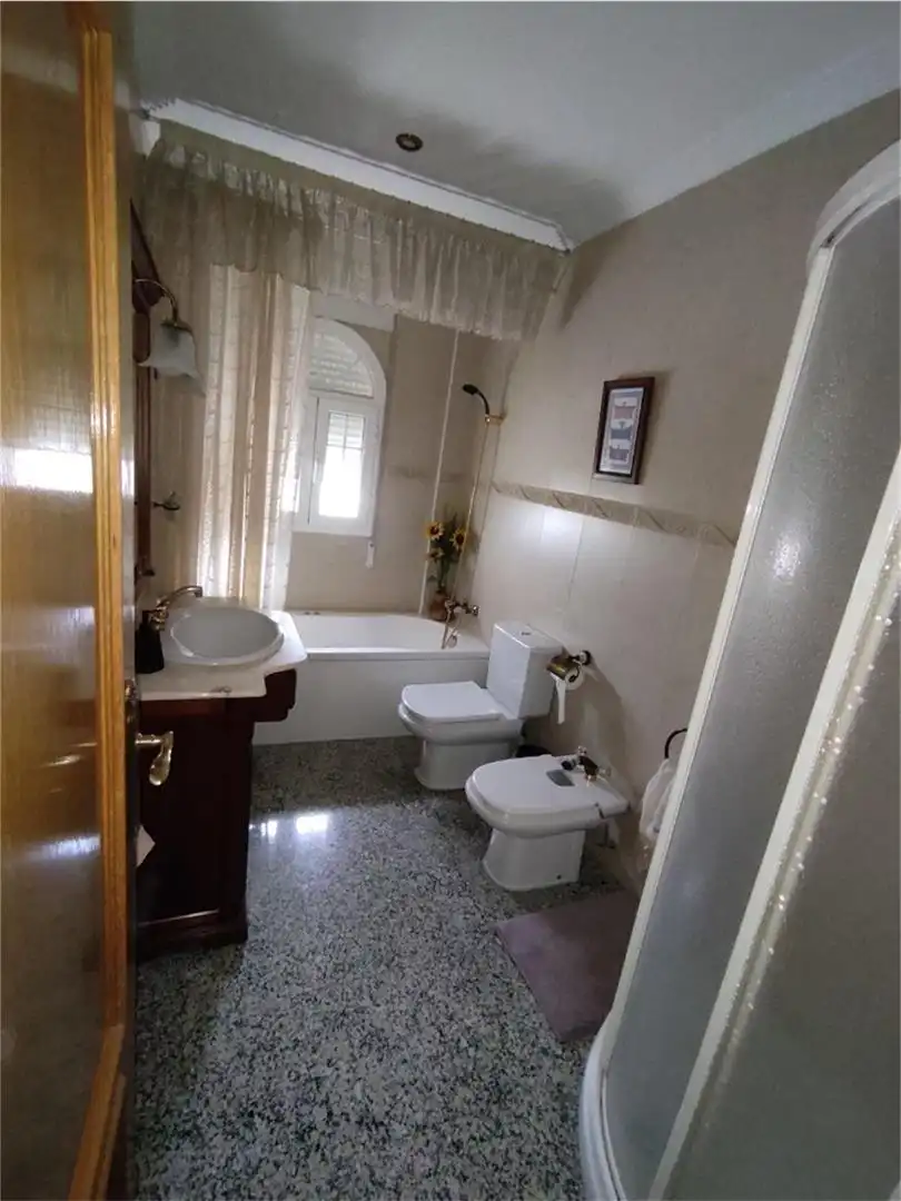 Casa o chalet en venta en Calle Irlanda, Olula del Río Baño de Casa o chalet en venta en Olula del Río con Aire acondicionado, Terraza y Balcón