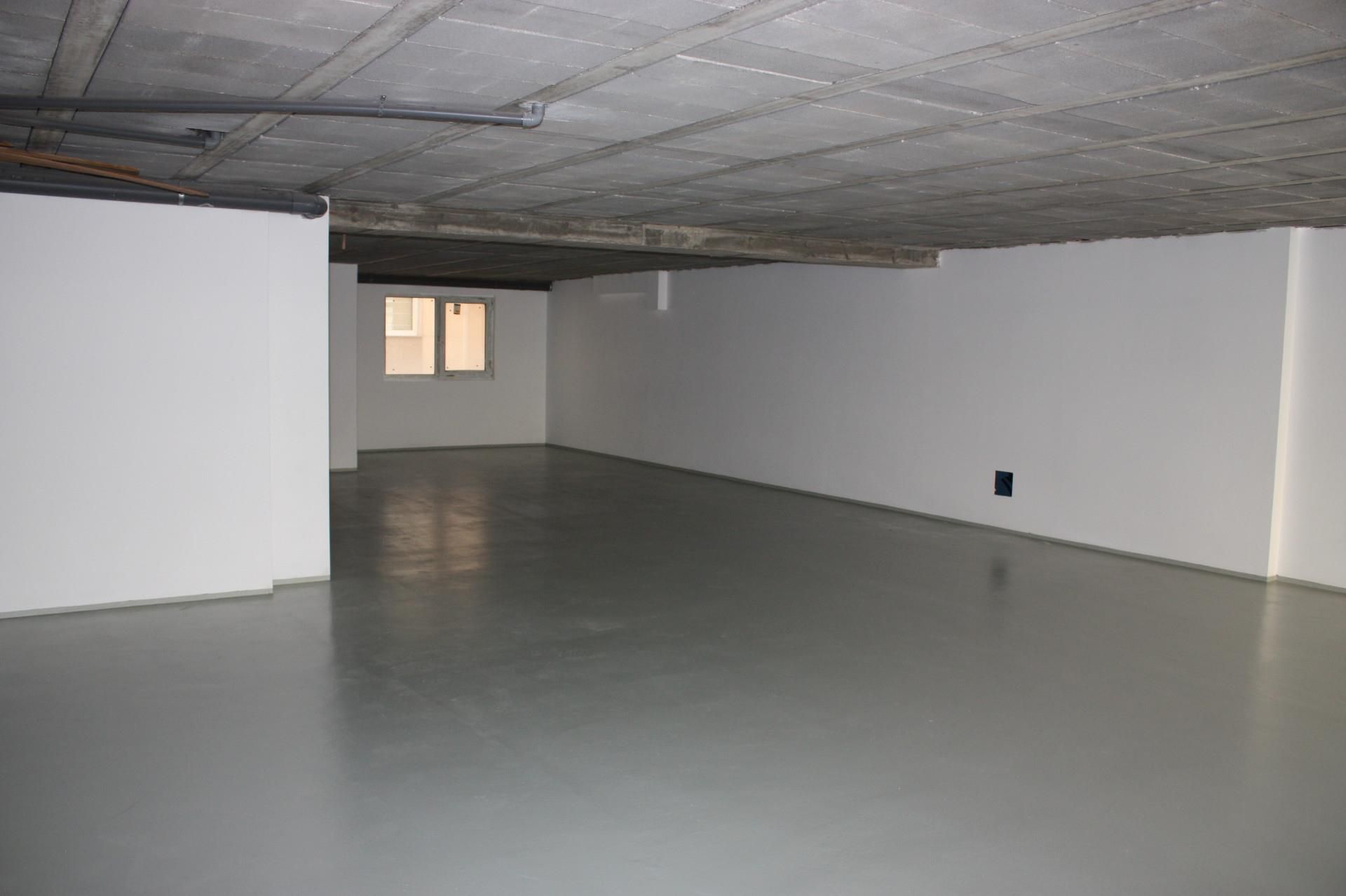 Office for sale in Lugo Capital