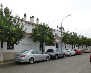 Exterior view of Single-family semi-detached for sale in  Sevilla Capital  with Air Conditioner, Terrace and Swimming Pool