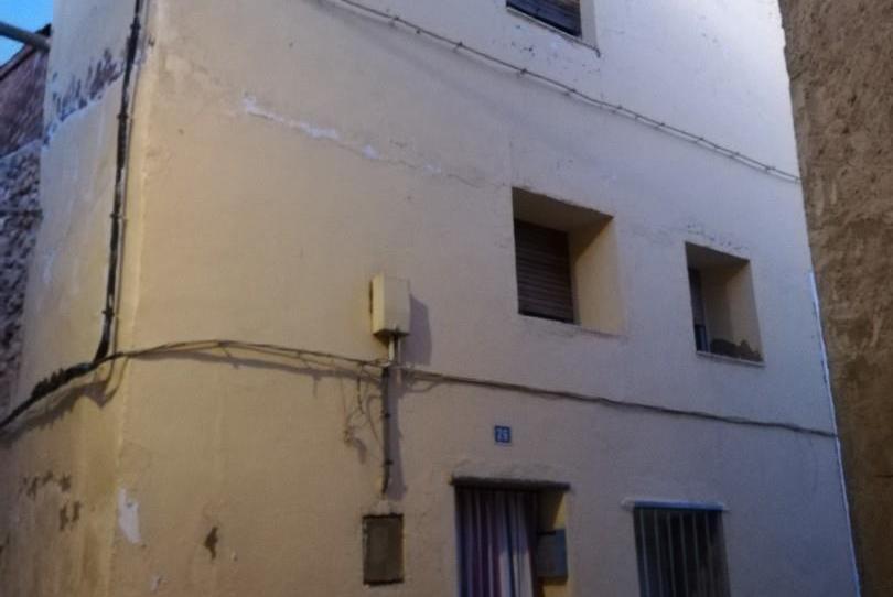 Casa adosada en venda a Avenida de la Constitución, Lumpiaque, Zaragoza - imatge 1 Foto 1 de Casa adosada en venda a Avenida de la Constitución, Lumpiaque, Zaragoza