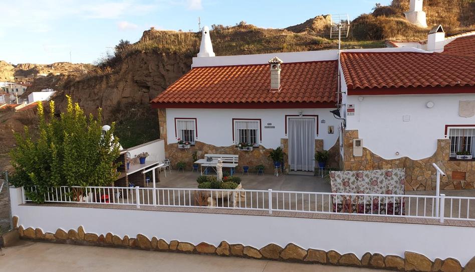 Casa adosada en venda a Carretera de Benalúa, 16, Guadix, Granada - imatge 1 Foto 1 de Casa adosada en venda a Carretera de Benalúa, 16, Guadix, Granada