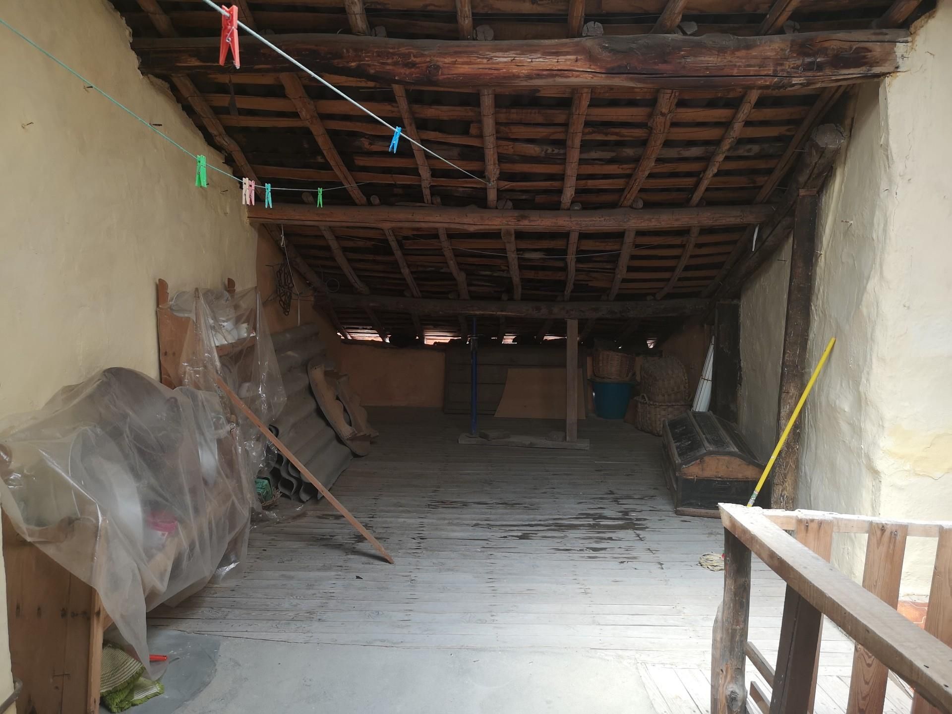 Casa adosada en venda en Garganta la Olla