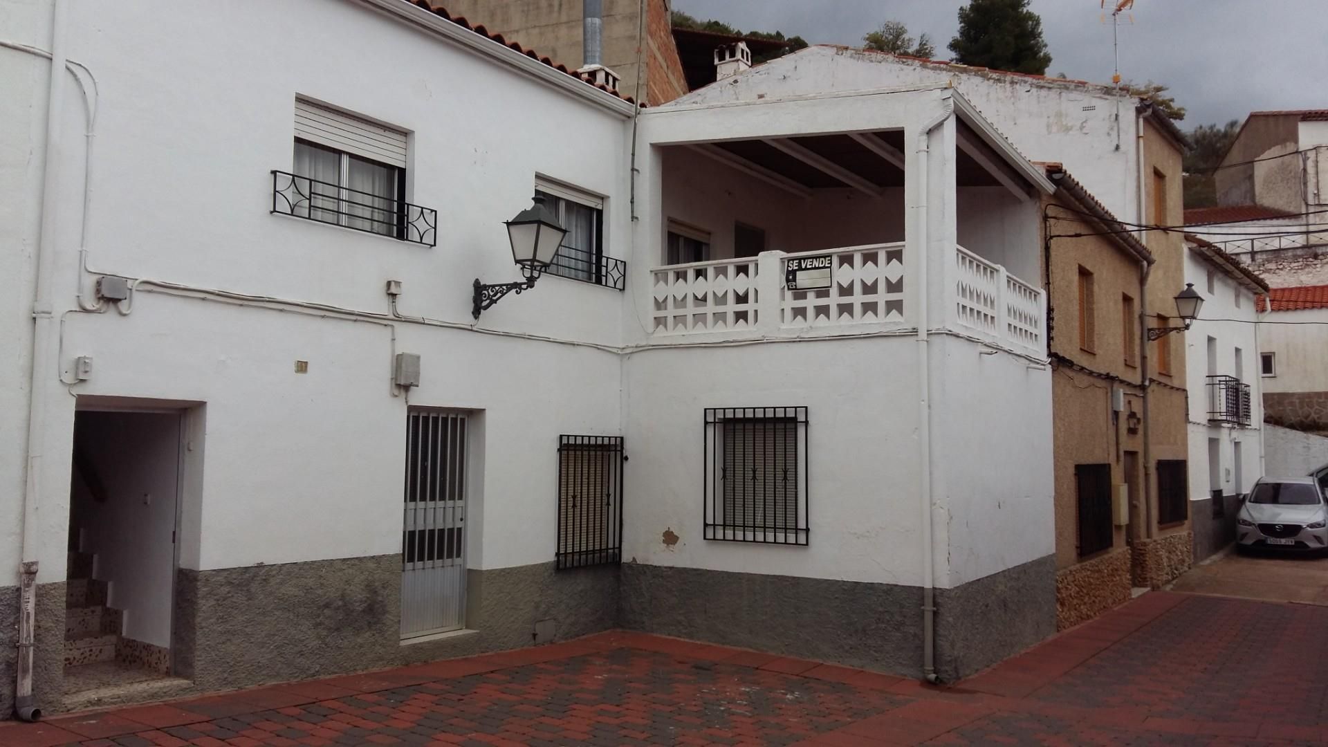 Vista exterior de Casa adosada en venda en Cotillas amb Terrassa, Traster i Moblat