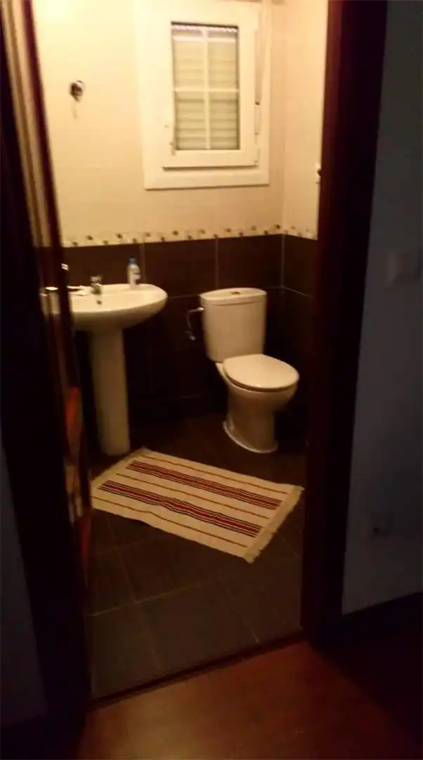 Badezimmer von Wohnung zum Verkauf in Valle de Tobalina mit Möbliert, Ofen und Waschmaschine