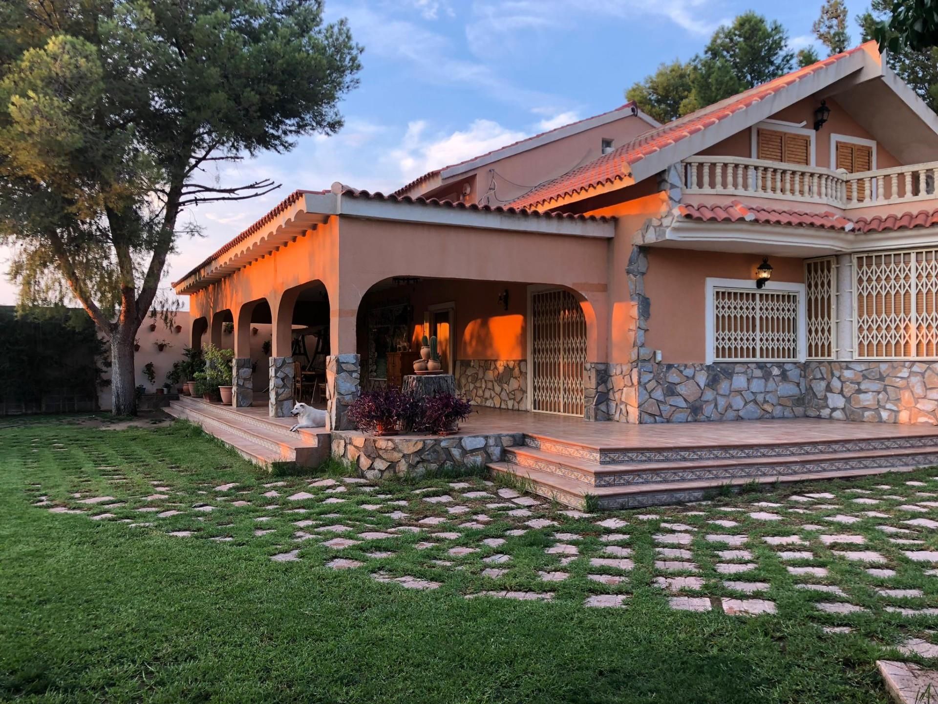 Casa o xalet en venda a N-344, Abarán Vista exterior de Casa o xalet en venda en Abarán amb Aire condicionat, Terrassa i Piscina