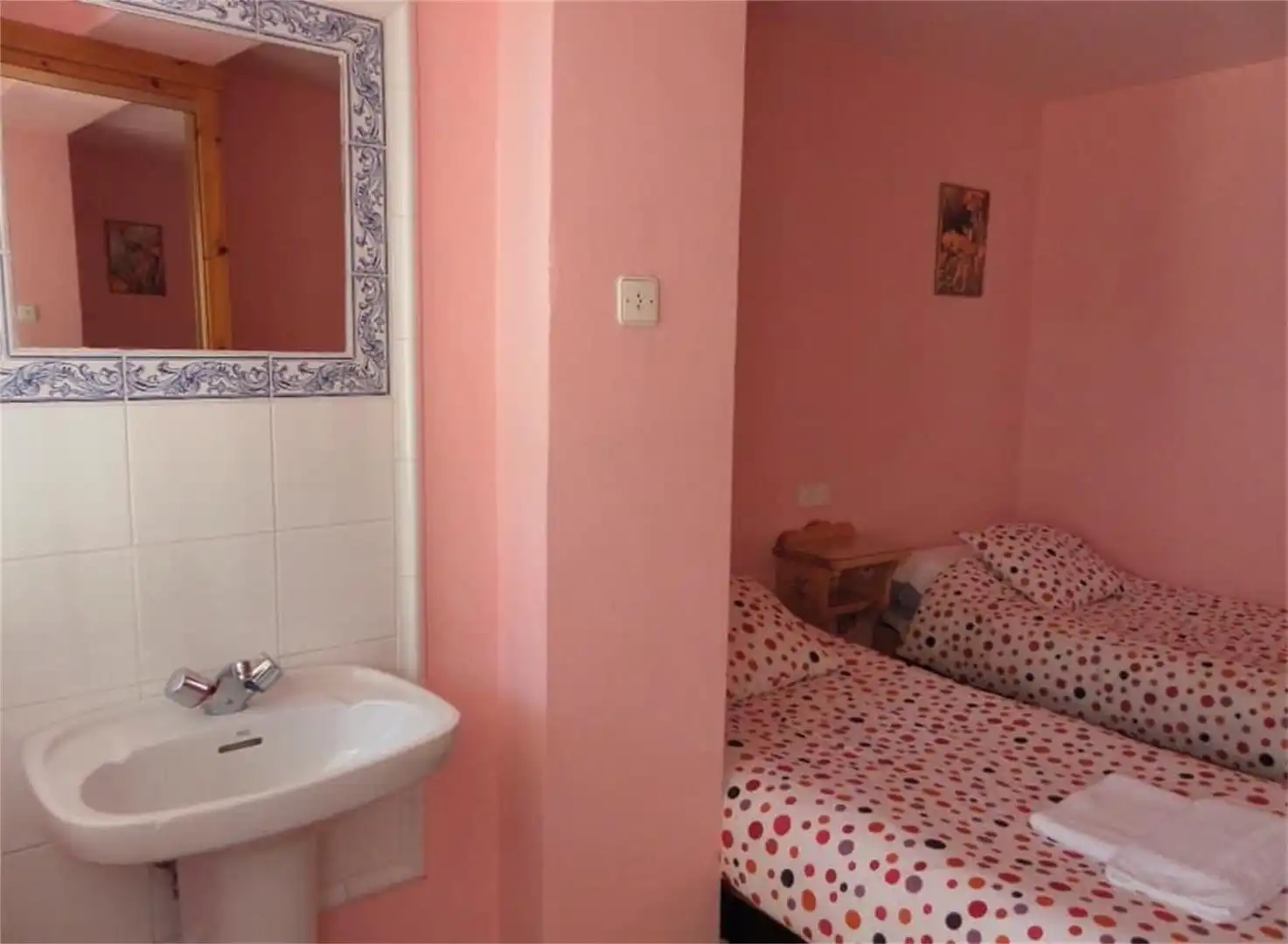 Casa o chalet en venta en Calle Fuente Fresnedo, 4, Centro Habitación de Casa o chalet en venta en Laredo con Terraza y Balcón