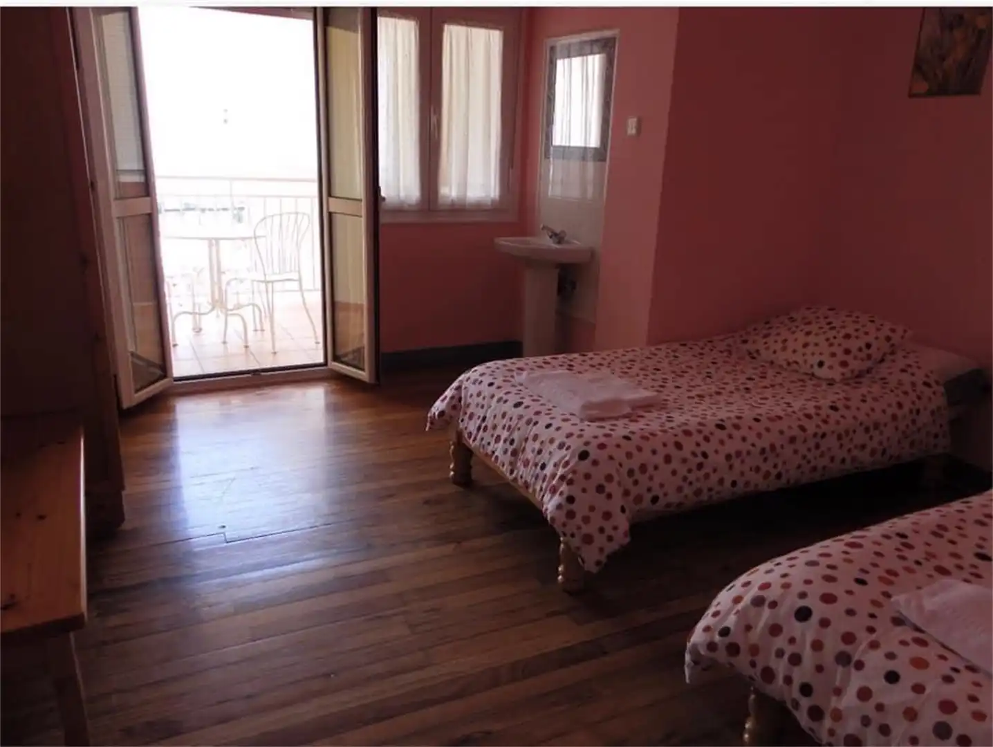 Casa o chalet en venta en Calle Fuente Fresnedo, 4, Centro Habitación de Casa o chalet en venta en Laredo con Terraza y Balcón