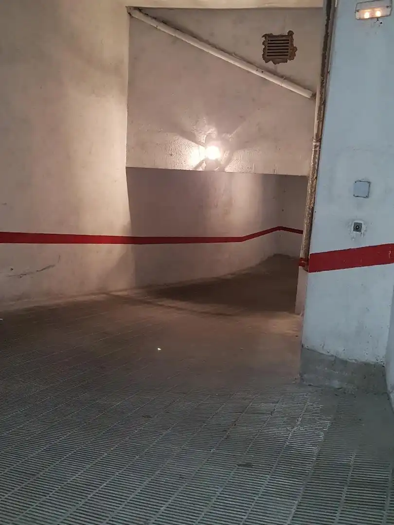 Garage for sale in Segovia
