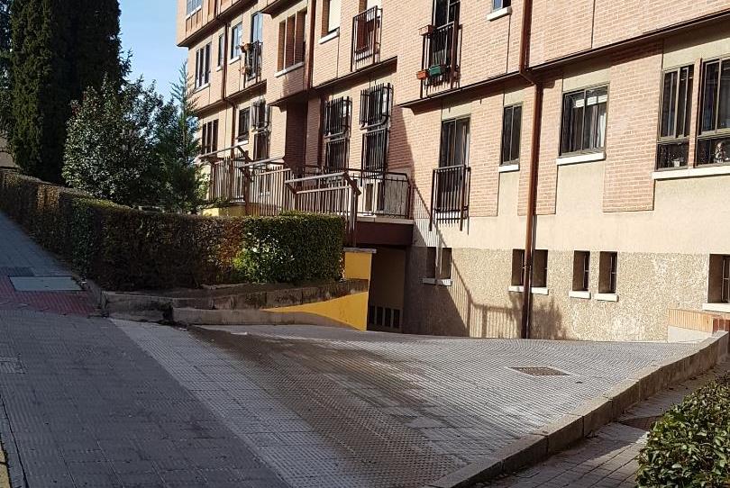 Garage for sale in Calle San Gabriel, Vía Romana, Segovia - image 1 Photo 1 of Garage for sale in Calle San Gabriel, Vía Romana, Segovia