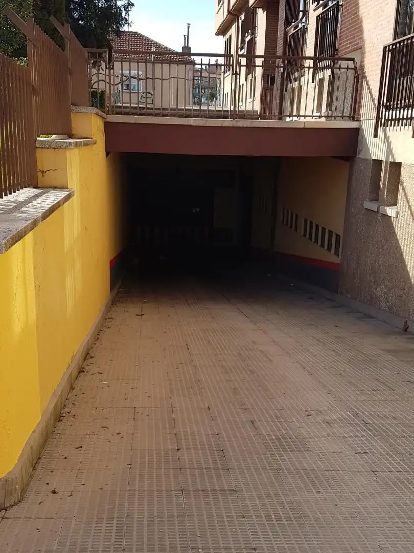 Garage for sale in Segovia