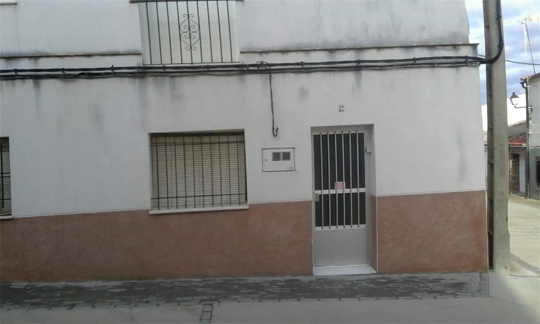 Außenansicht von Wohnung zum Verkauf in Hinojal mit Terrasse und Möbliert